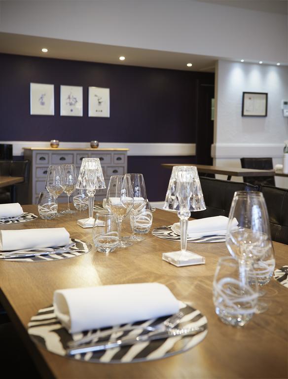Hotel Pont Du Chalon And Restaurant 3*