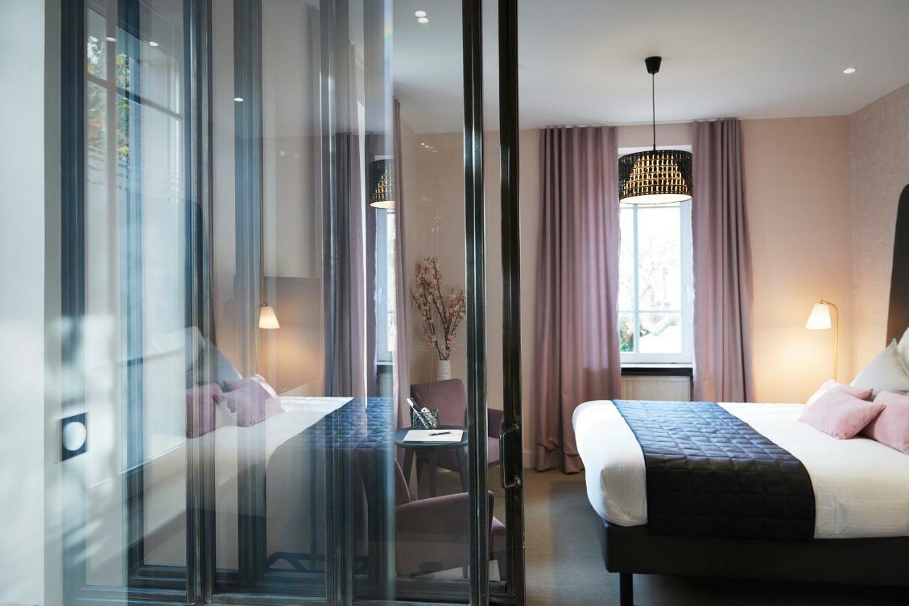 Pont Du Chalon And Restaurant Hotel 3*